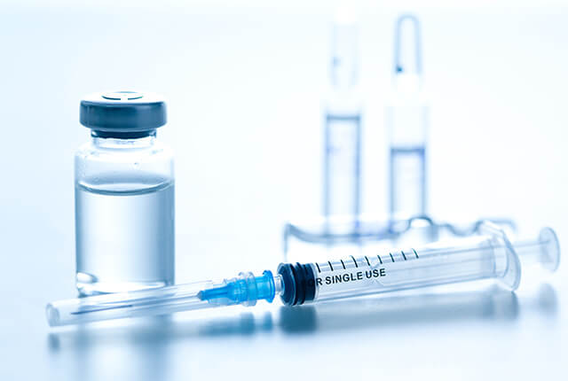 注射器とアンプル
